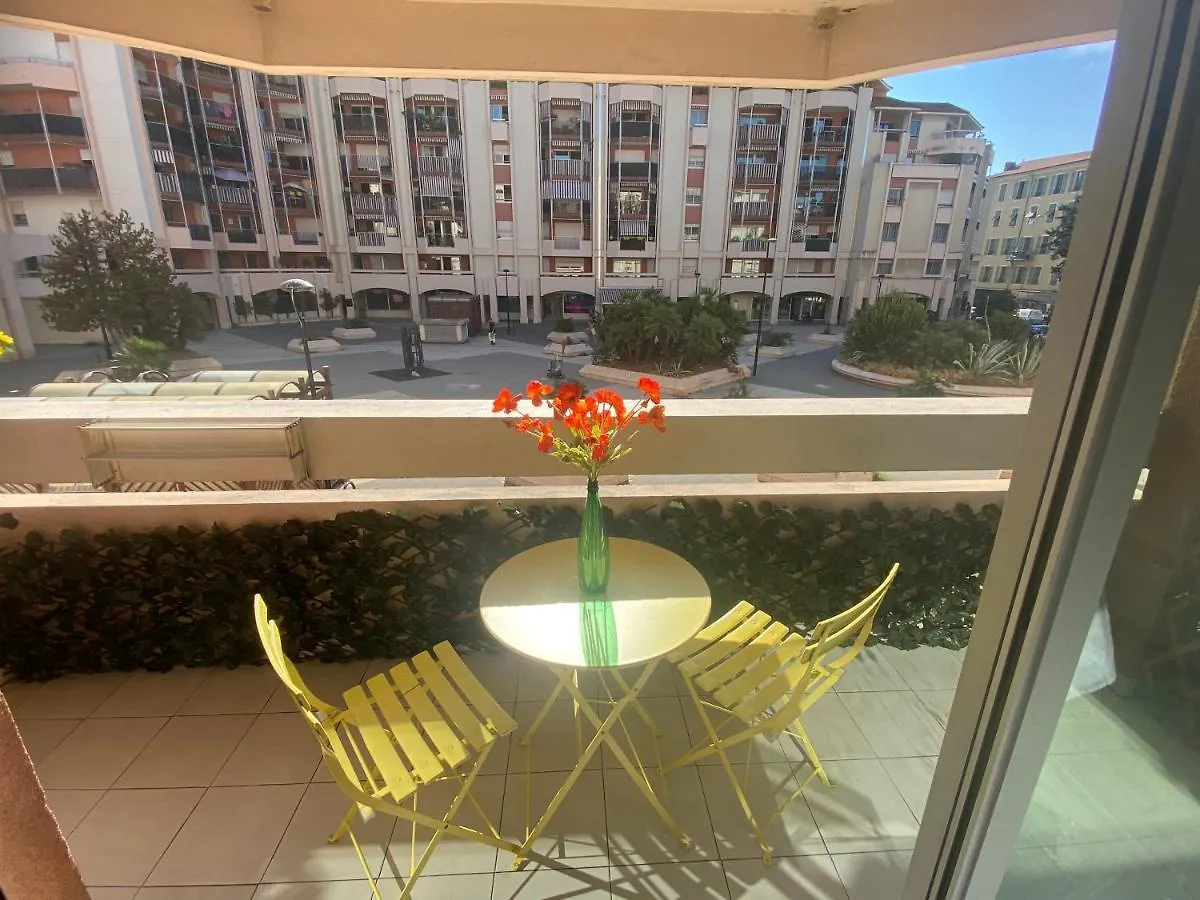 Appartement 2 Chambres 6 Couchages Au Coeur De Nice Port 0*,