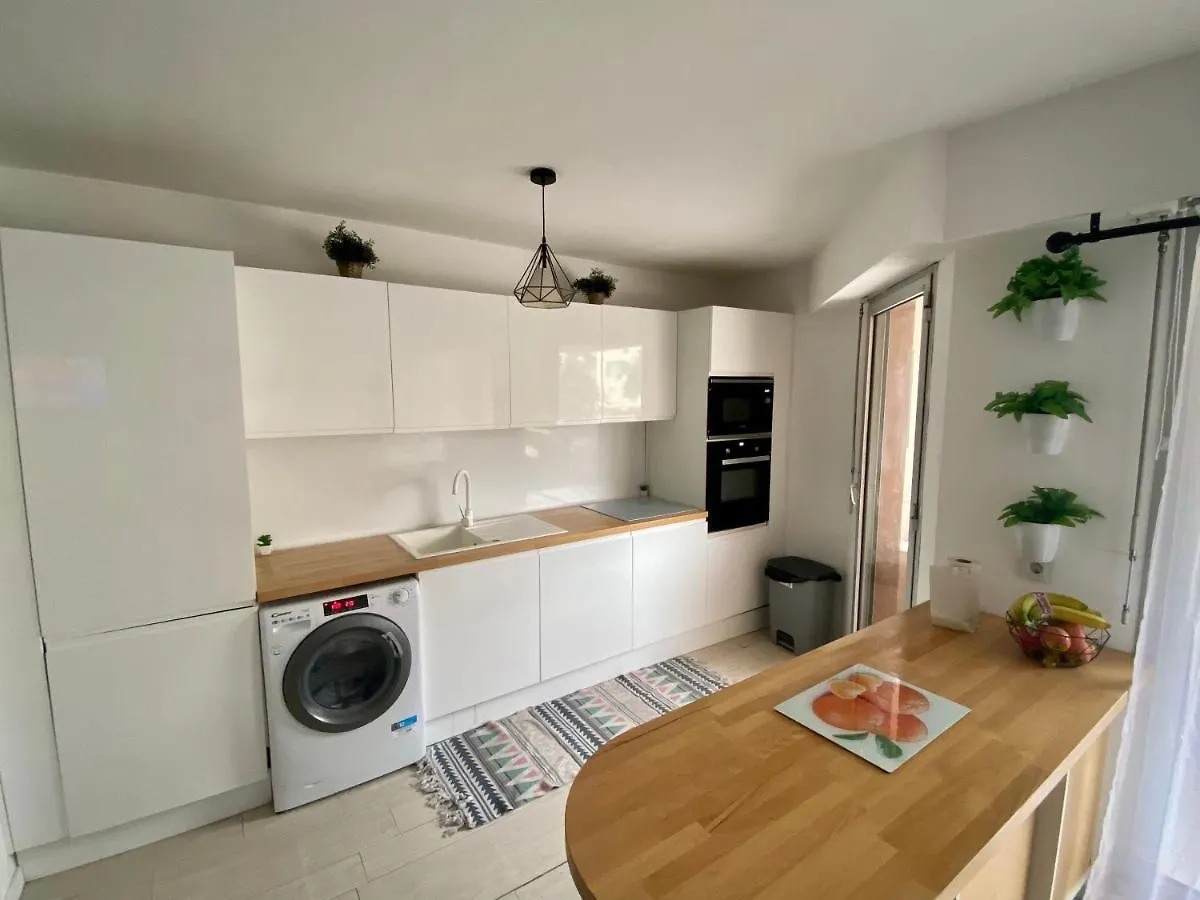 Appartement 2 Chambres 6 Couchages Au Coeur De Nice Port Apartment